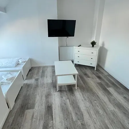 Wohnen Auf Zeit Mit E-ladesaeulen Monteure أوسنابروك